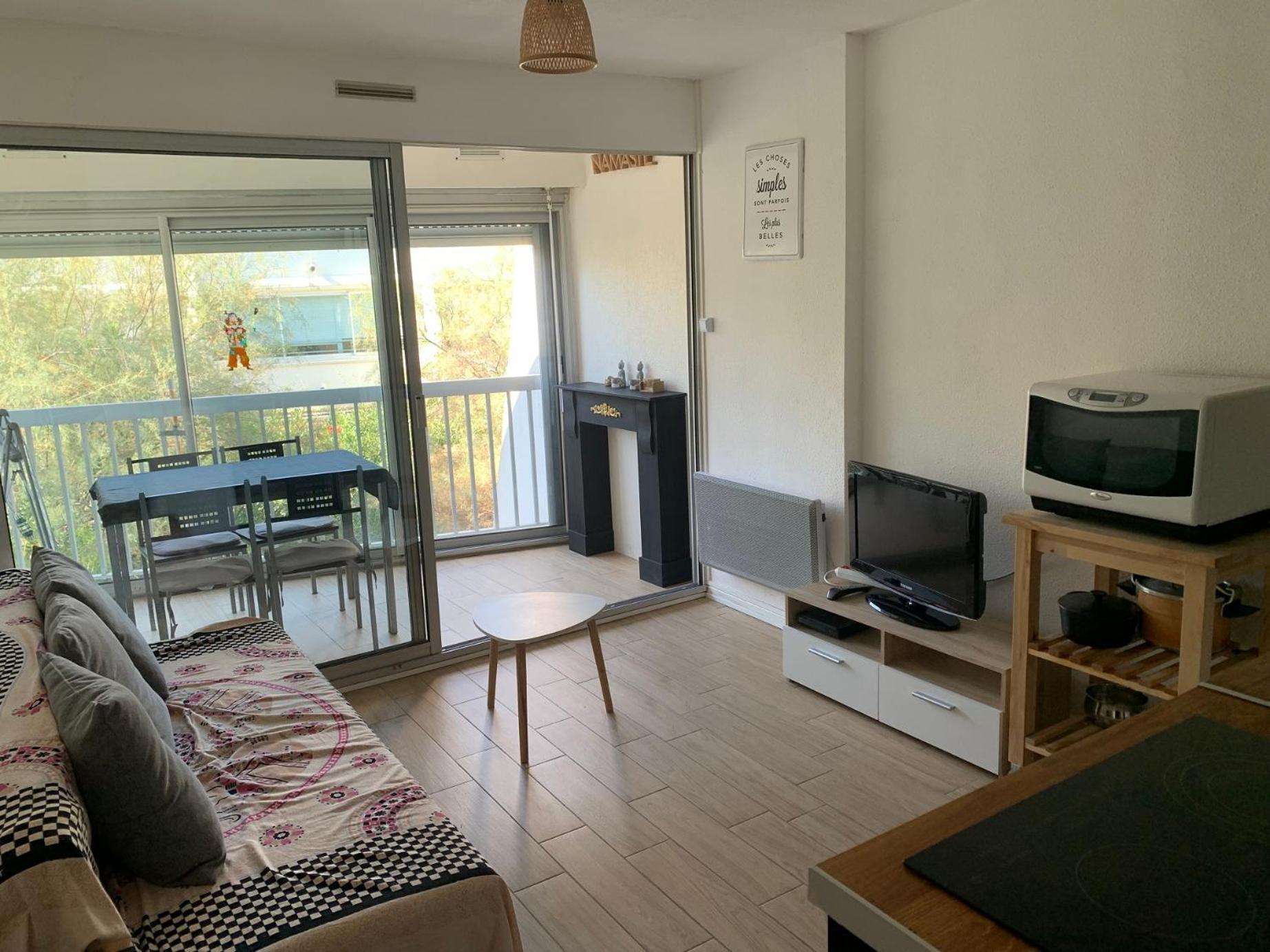 Vittoria Immobilier 12 -Reglement Sur Place - Cheques Vacances Acceptes La Grande-Motte Habitación foto