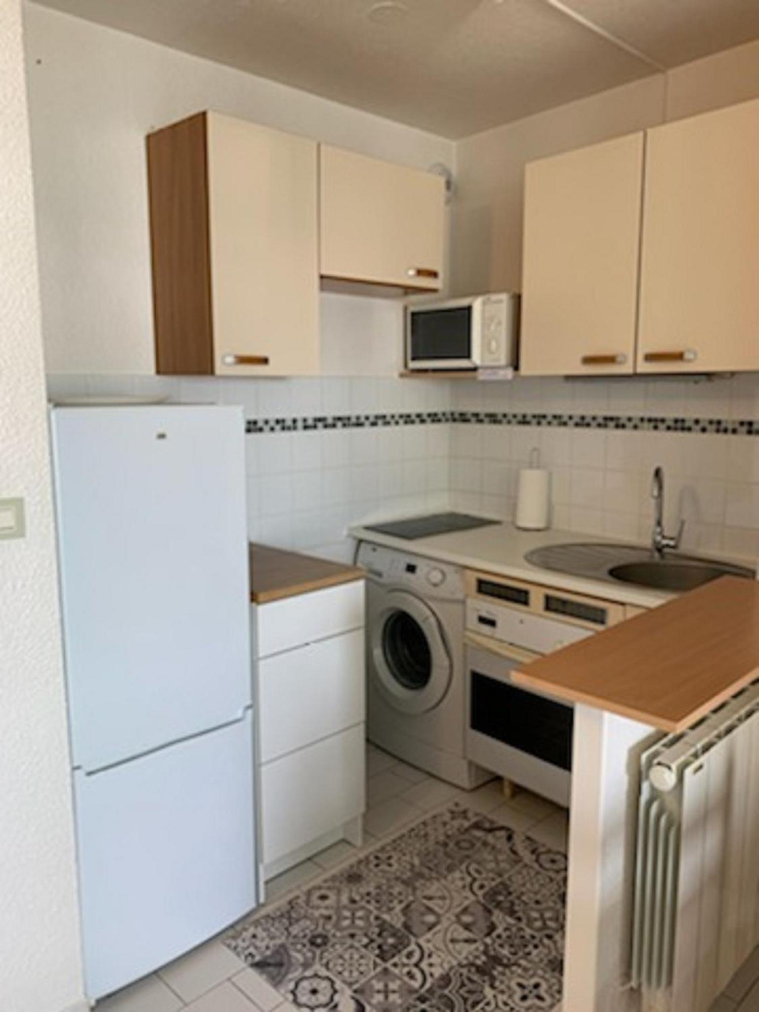 Vittoria Immobilier 12 -Reglement Sur Place - Cheques Vacances Acceptes La Grande-Motte Habitación foto