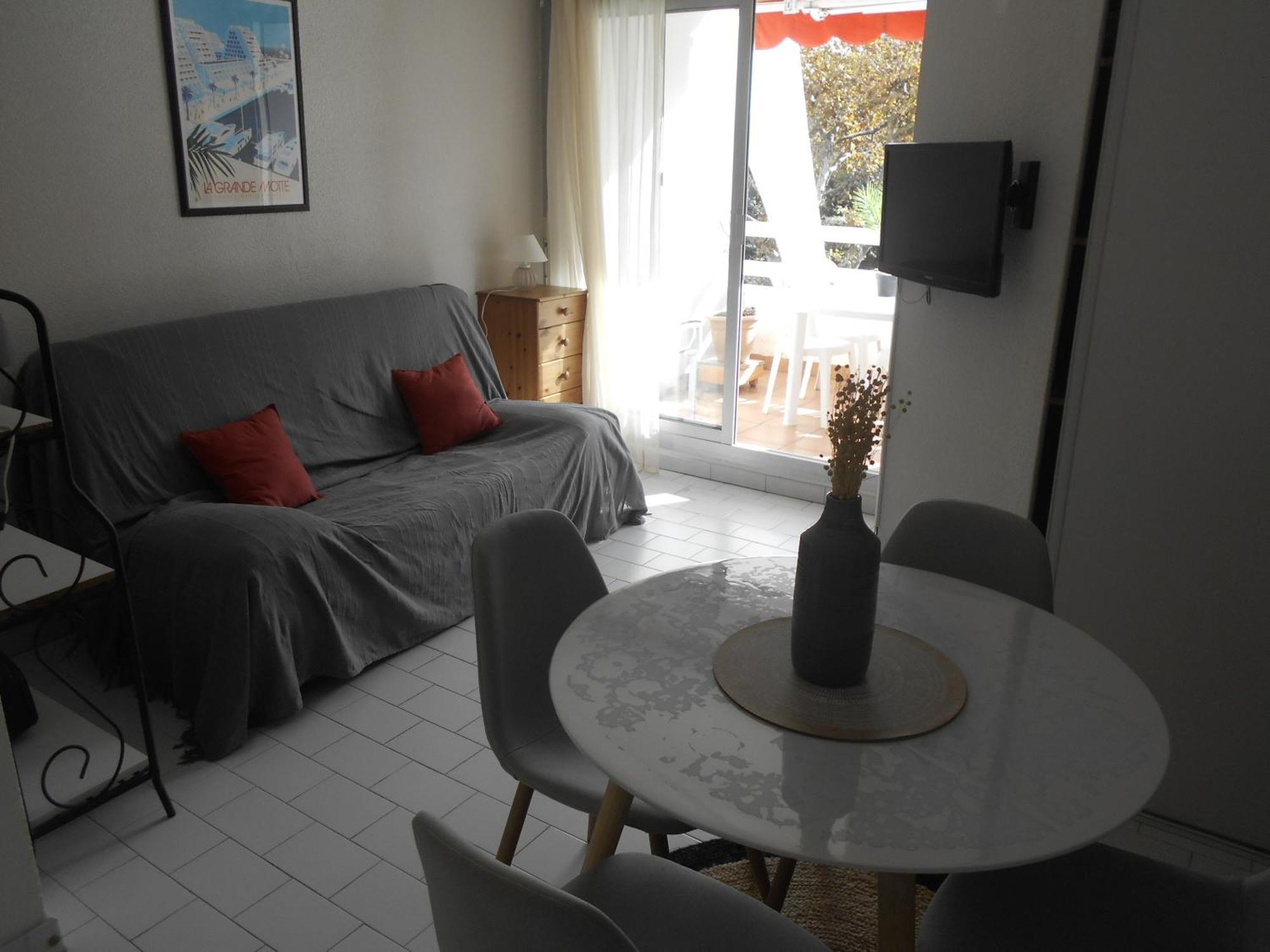 Vittoria Immobilier 12 -Reglement Sur Place - Cheques Vacances Acceptes La Grande-Motte Habitación foto